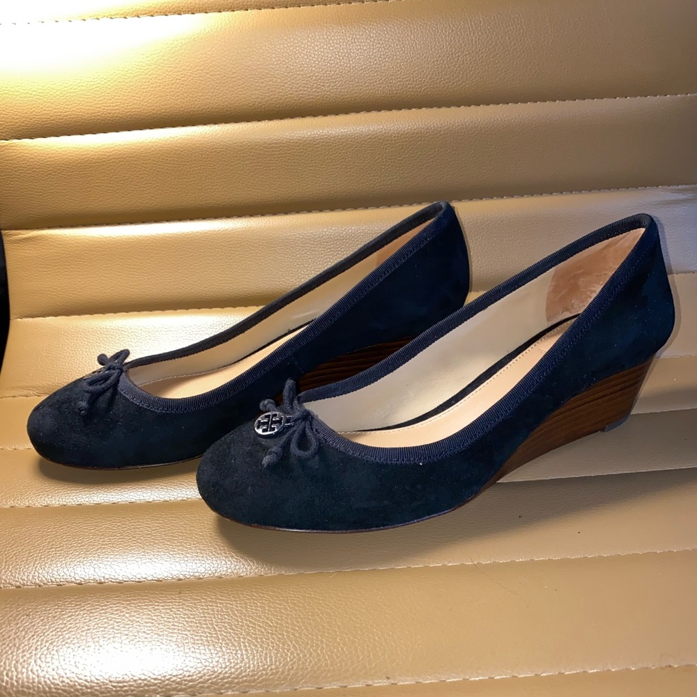 Tory Burch Chelsea Soho Lux Suede Wedges